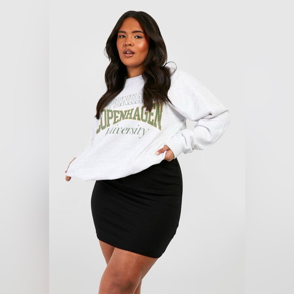 BOOHOO Plus Basic Jersey Mini Skirt in Black Sz 28 NWT